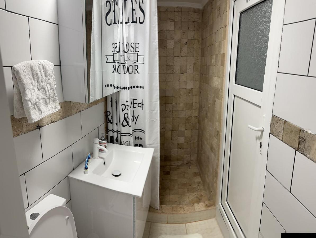 בוקרשט Apartamnet Regim Hotelier מראה חיצוני תמונה