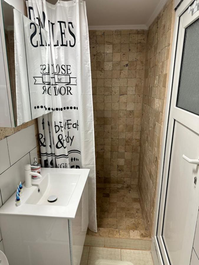 בוקרשט Apartamnet Regim Hotelier מראה חיצוני תמונה
